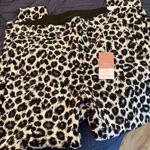 The Allie skinny ankle pants